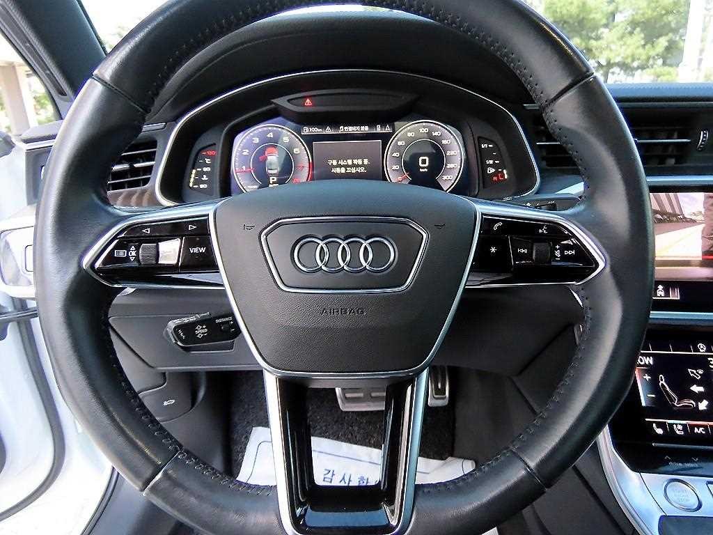 아우디 A6 A6 (C8) 45 TFSI 프리미엄 이미지 8