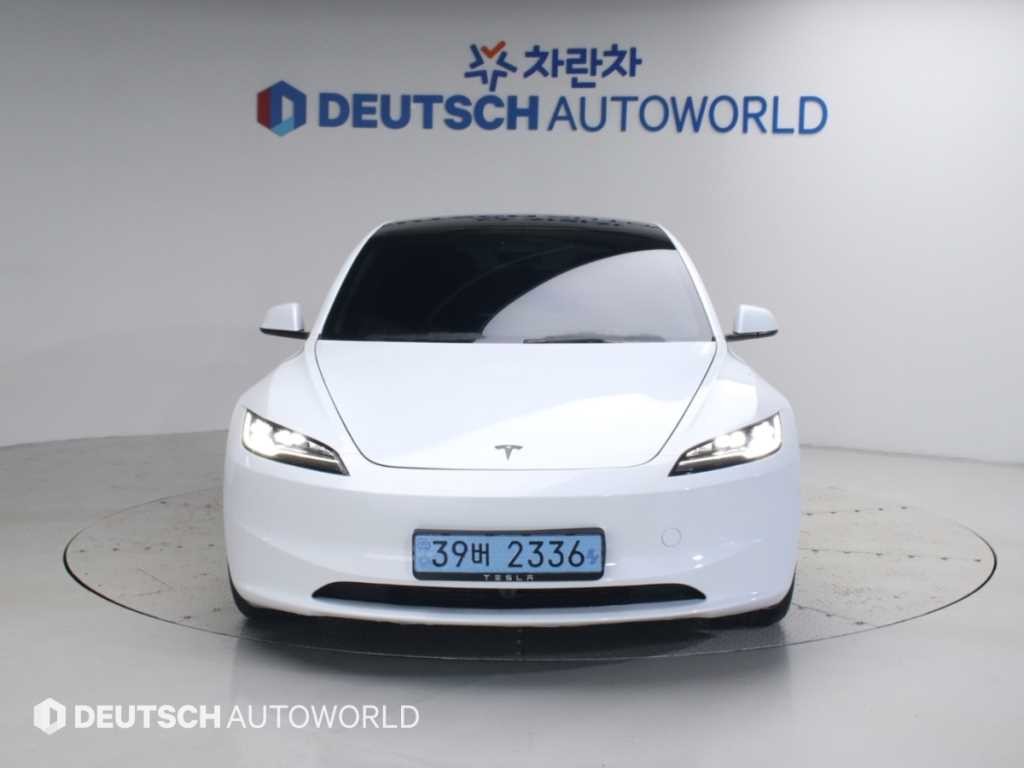 테슬라 모델 3 프리미엄 롱 레인지 이미지 3