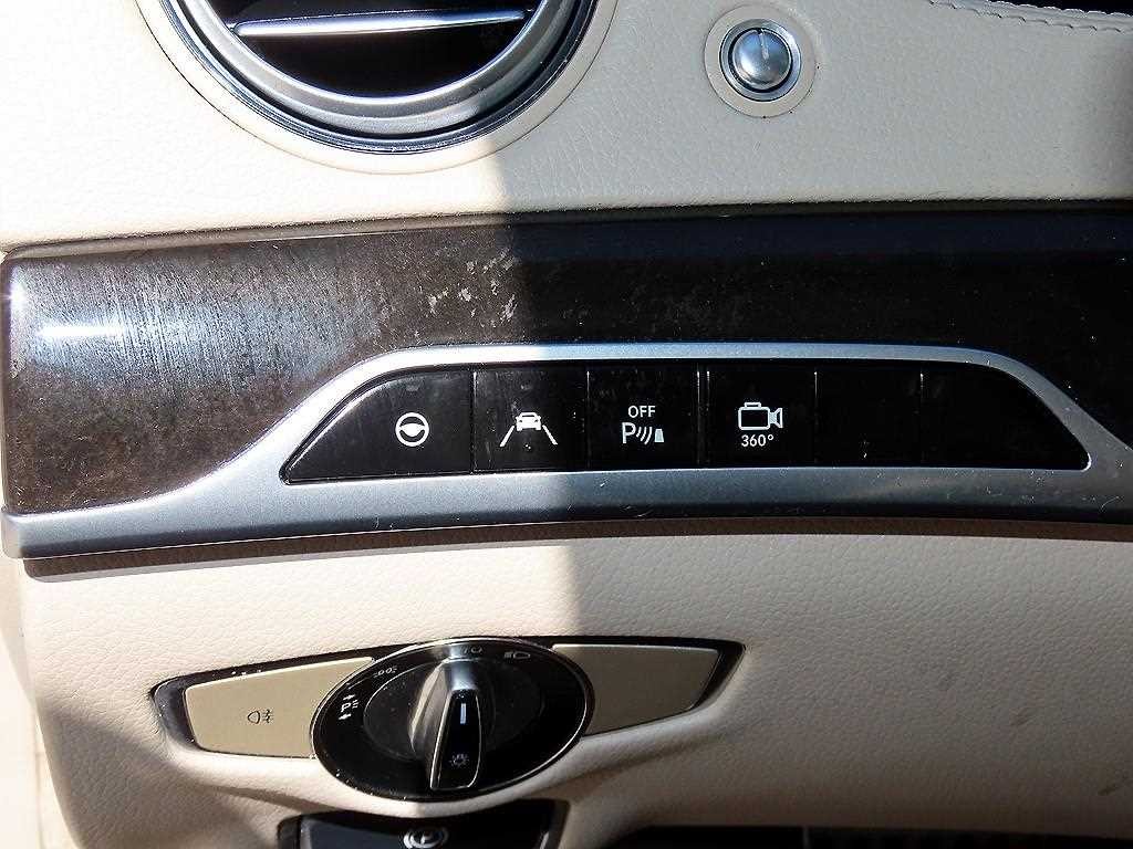 벤츠 S 클래스 S클래스-W222 S 63 AMG 4MATIC 이미지 12