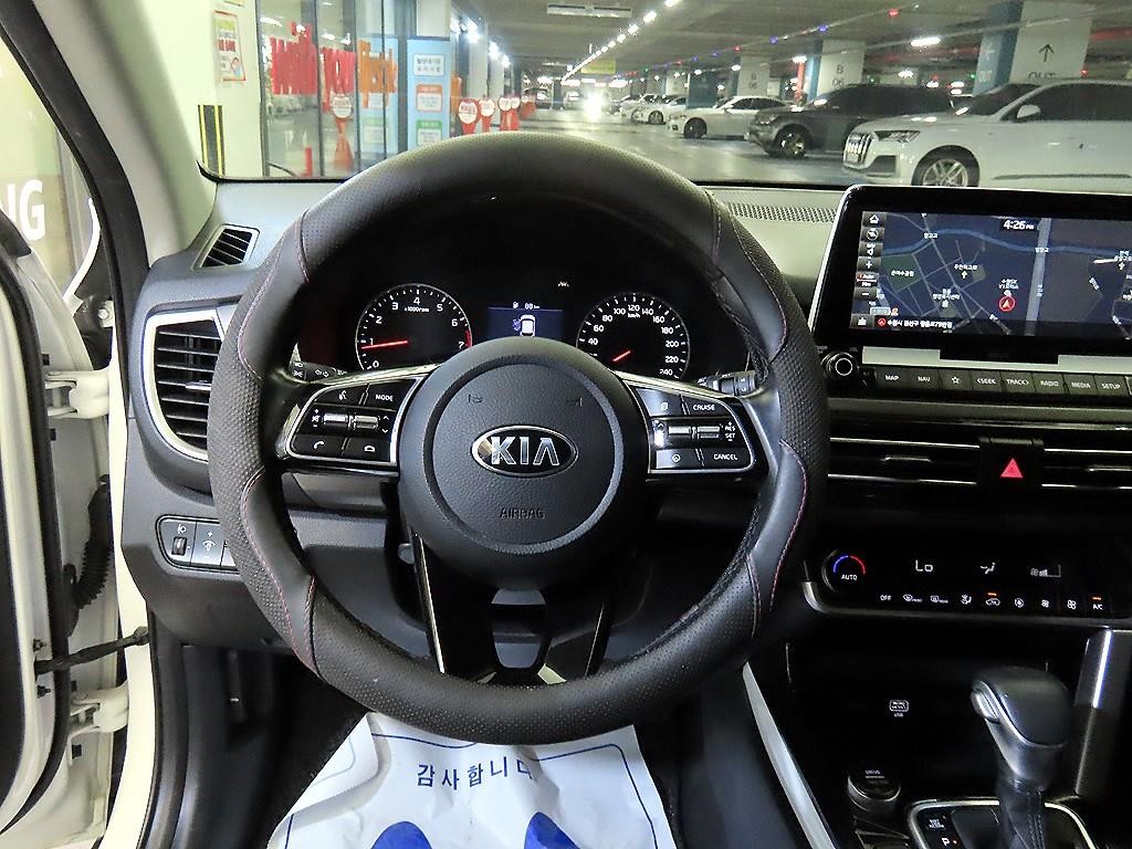 기아 셀토스 가솔린 1.6 터보 2WD 프레스티지 이미지 8