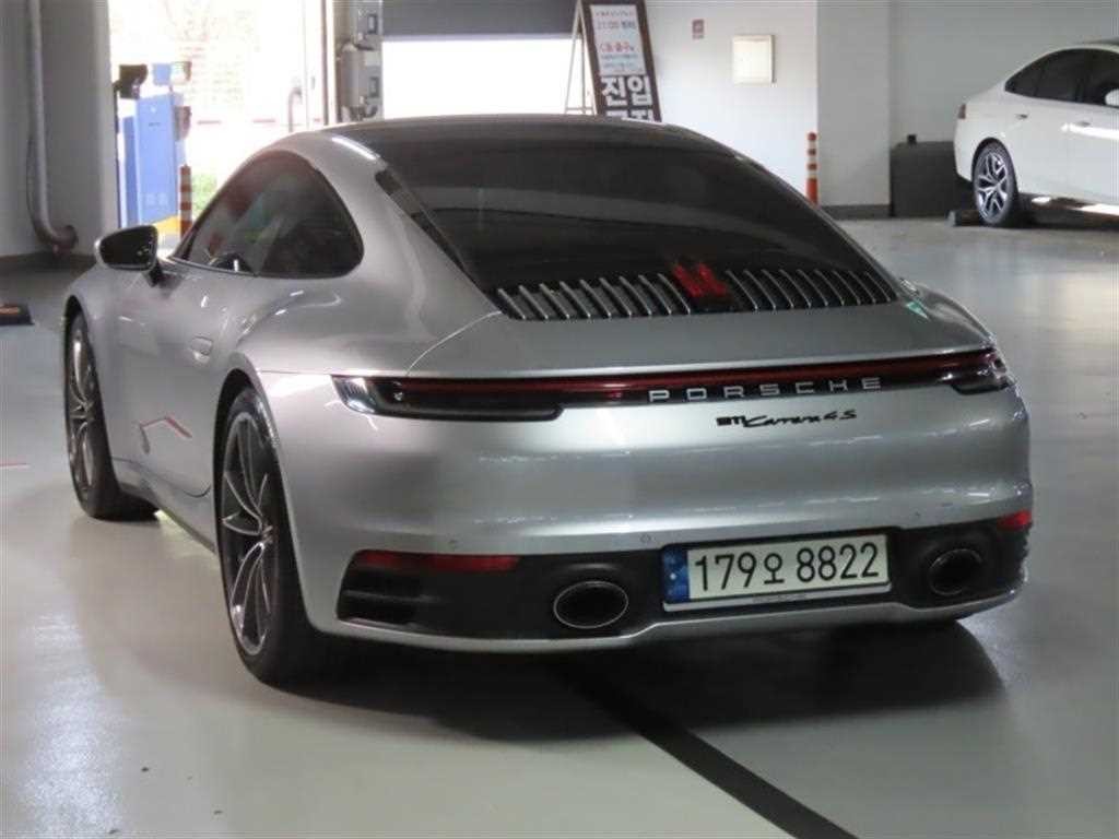 포르쉐 911 911(992) 카레라 4S 이미지 4