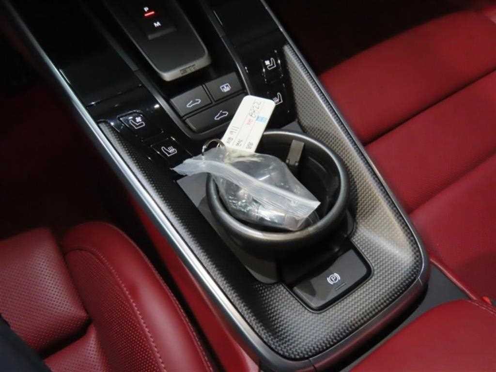 포르쉐 911 911(992) 카레라 4S 이미지 7