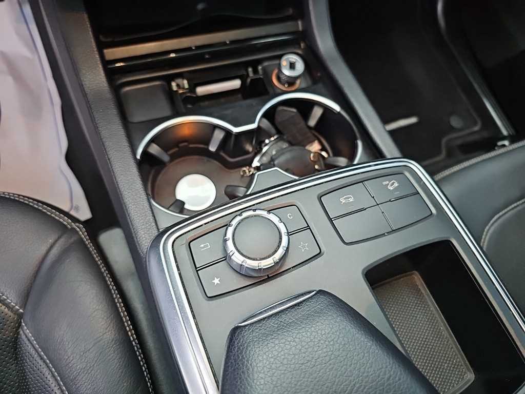 벤츠 M 클래스 뉴 M클래스 W166 ML350 블루텍 4매틱 이미지 18