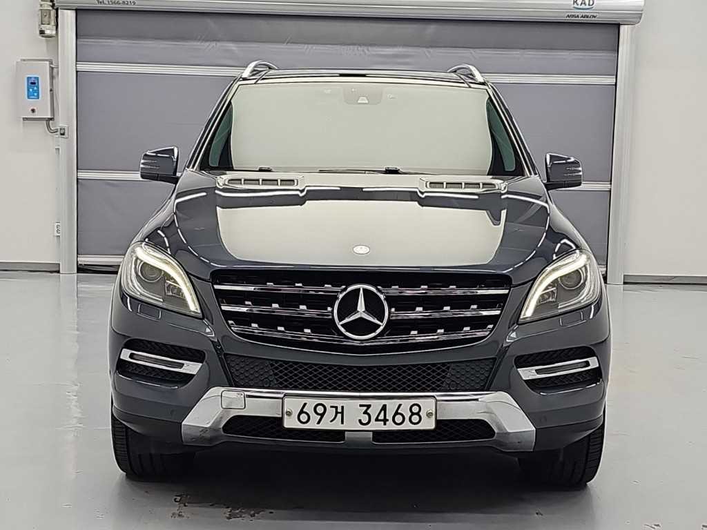 벤츠 M 클래스 뉴 M클래스 W166 ML350 블루텍 4매틱 이미지 2