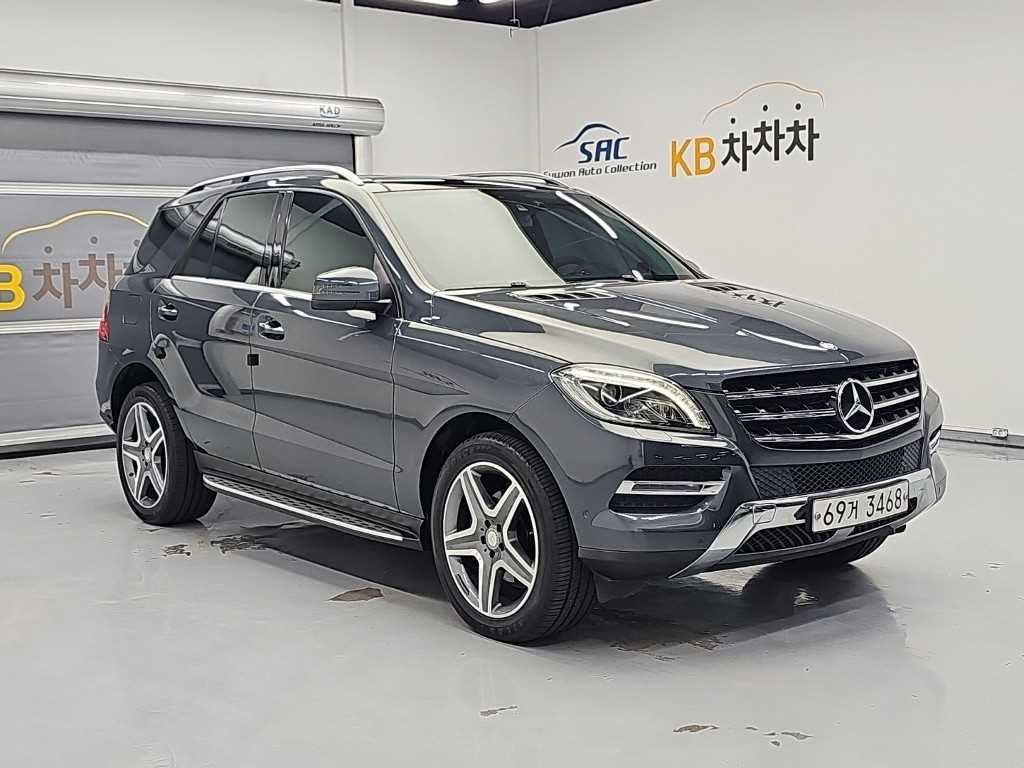 벤츠 M 클래스 뉴 M클래스 W166 ML350 블루텍 4매틱 이미지 4