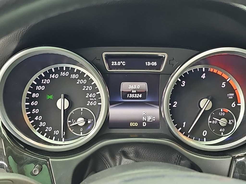 벤츠 M 클래스 뉴 M클래스 W166 ML350 블루텍 4매틱 이미지 6