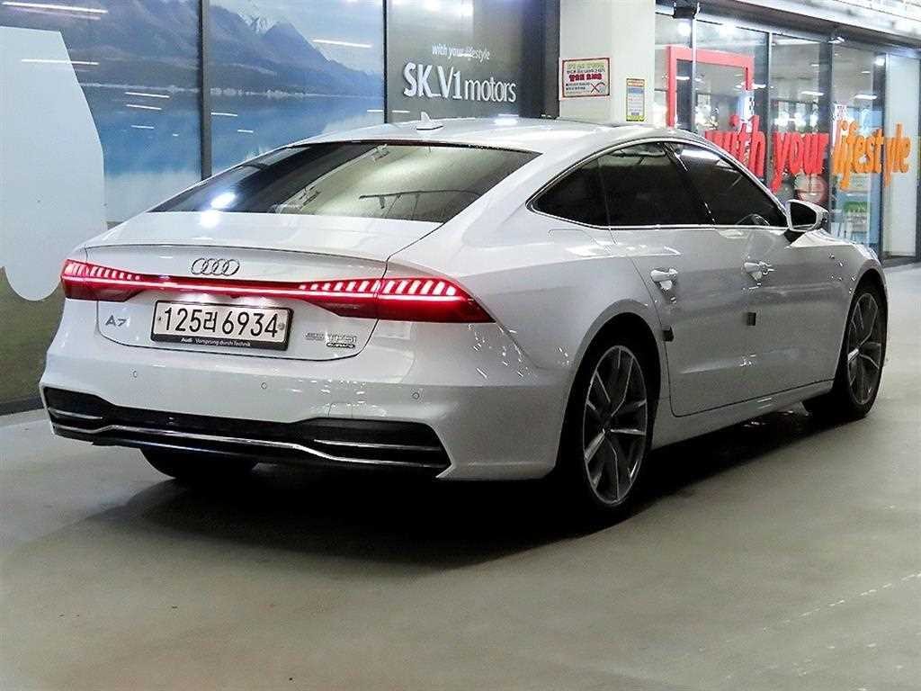 아우디 A7 A7 (4K) 55 TFSI 콰트로 프리미엄 이미지 4