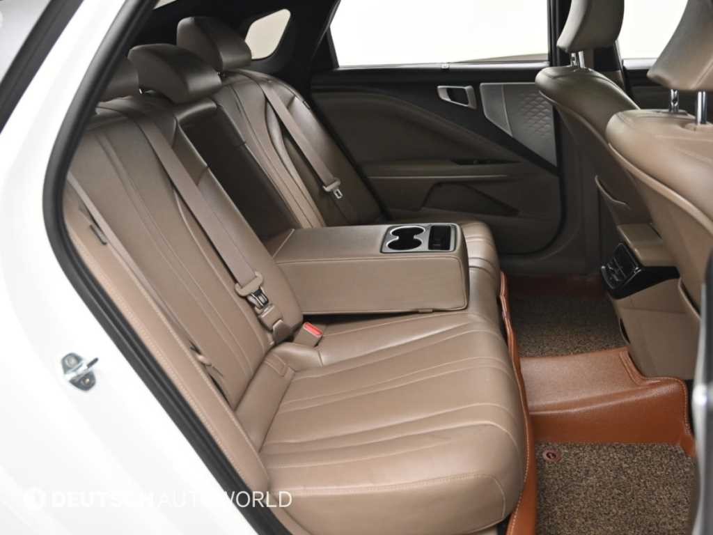 기아 K8 2.5 2WD 노블레스 이미지 12