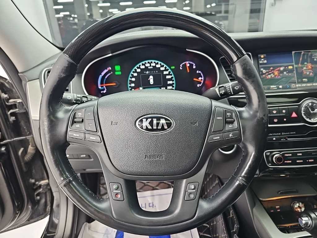 기아 K7 K7 하이브리드 700H 프레스티지 이미지 9