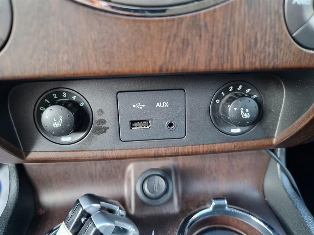 KG모빌리티(쌍용) 렉스턴 렉스턴W 2.0  4WD RX7 럭셔리 이미지 14