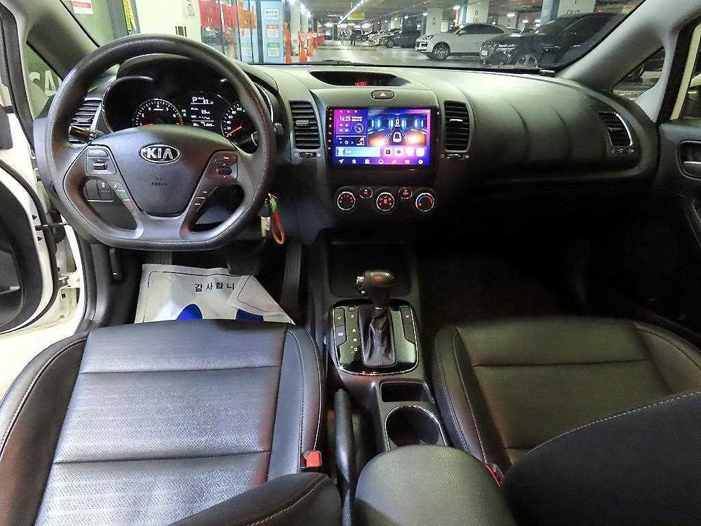 기아 K3 더뉴 K3 1.6 GDI 디럭스 이미지 10