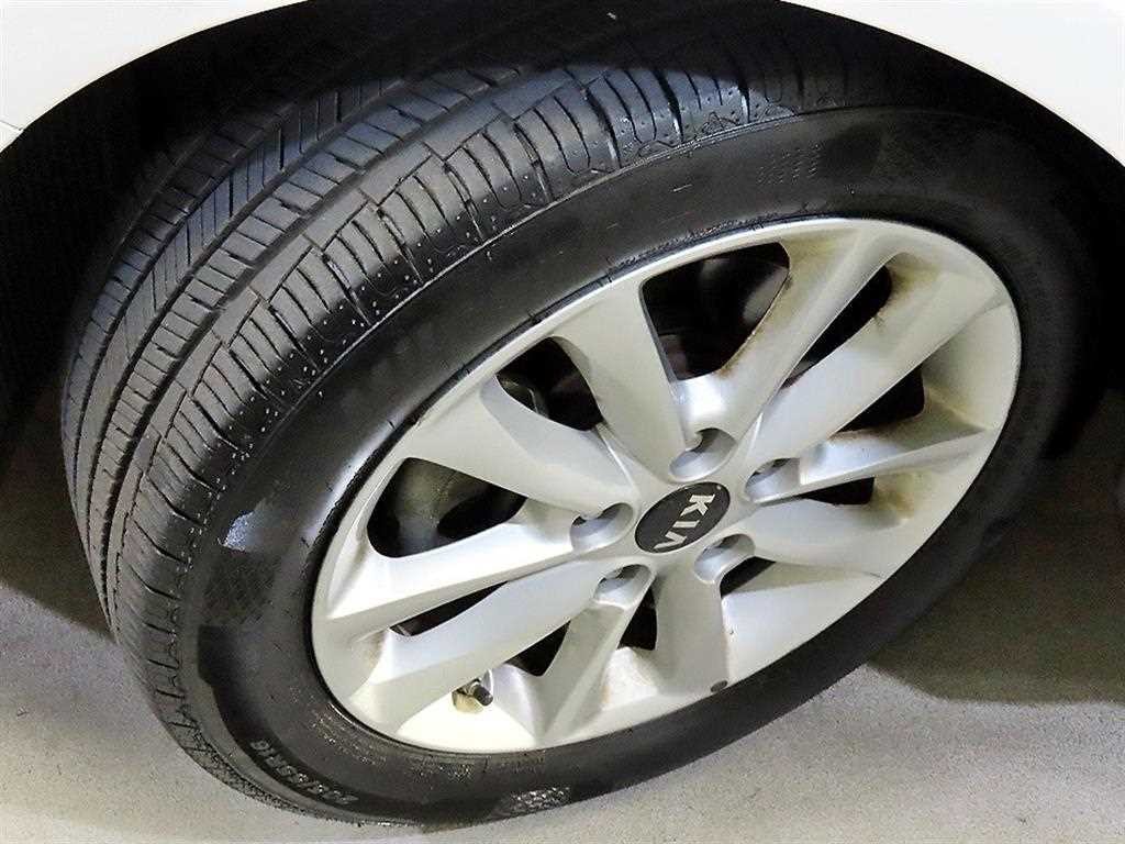 기아 K3 더뉴 K3 1.6 GDI 디럭스 이미지 19