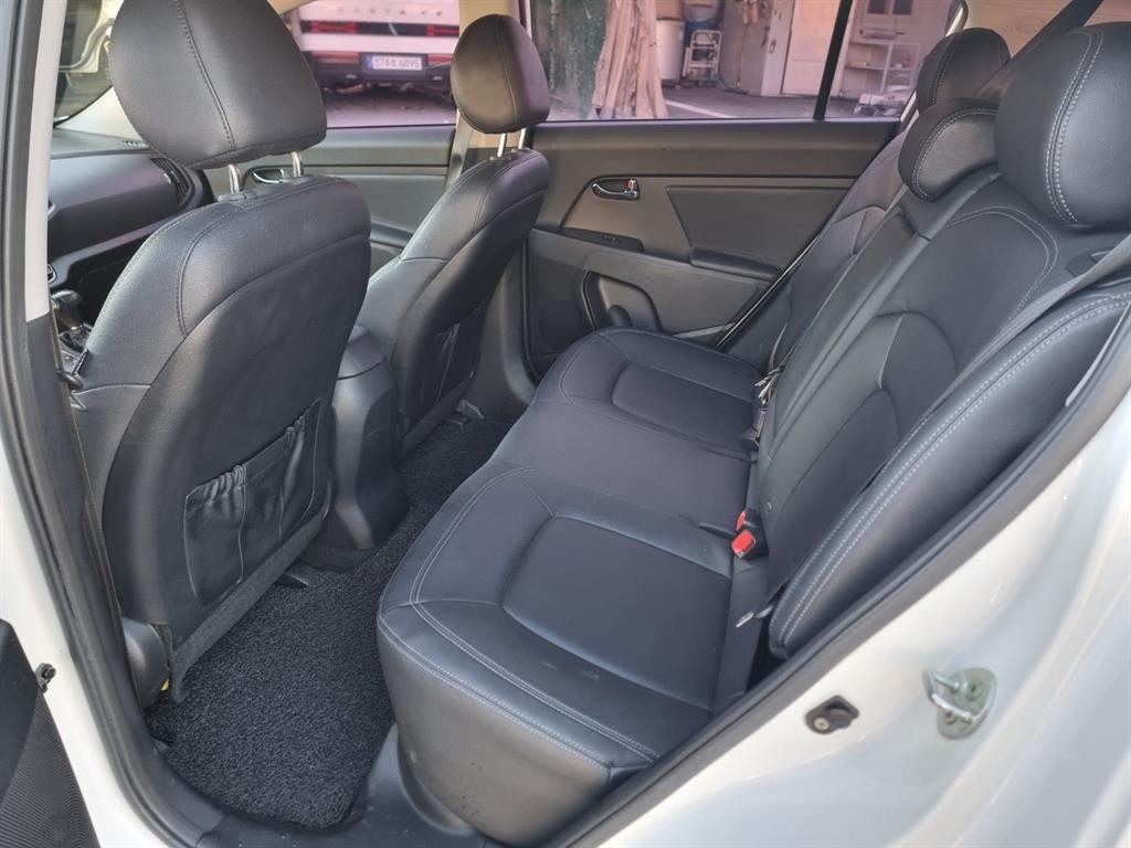 기아 스포티지 스포티지 R 2WD TLX 고급형 이미지 7