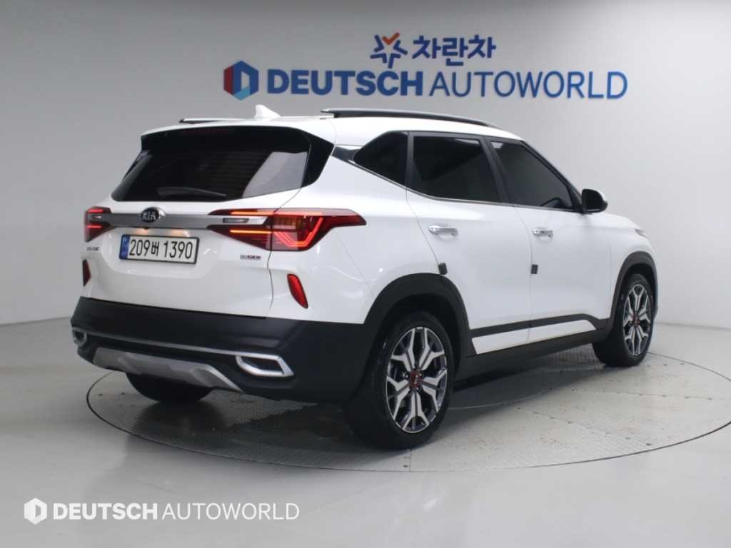 기아 셀토스 가솔린 1.6 터보 2WD 시그니처 이미지 2