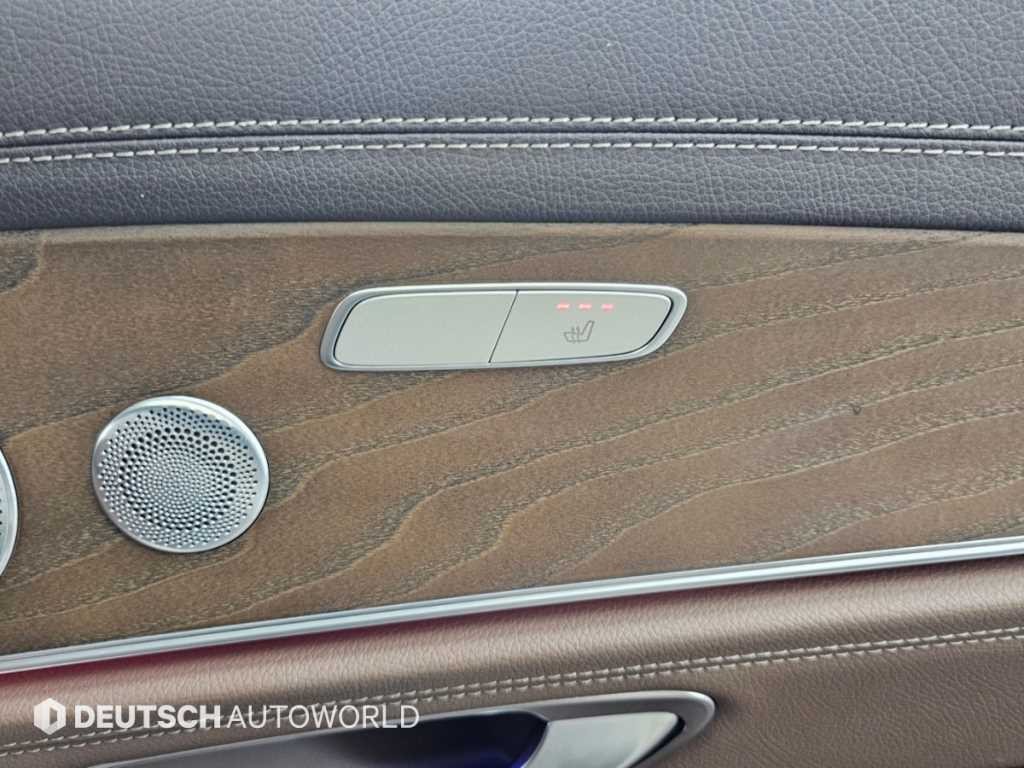 벤츠 E 클래스 E-클래스 W213 E300e 4MATIC 익스클루시브 이미지 16