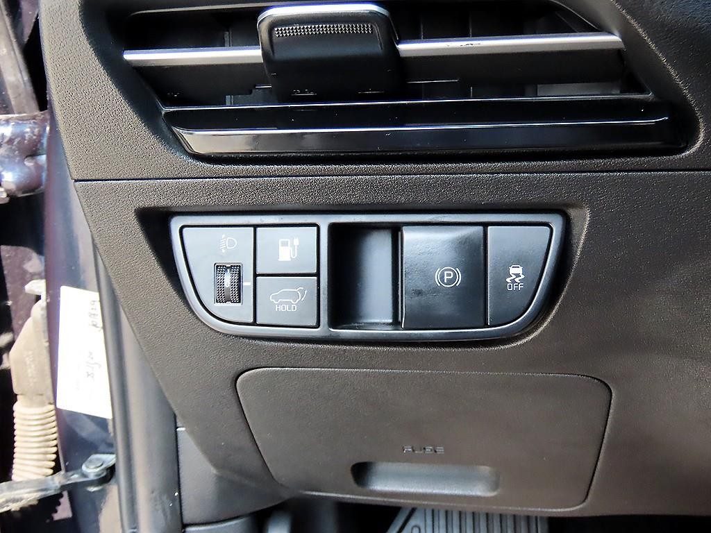 기아 EV6 스탠다드 AWD 에어 이미지 12
