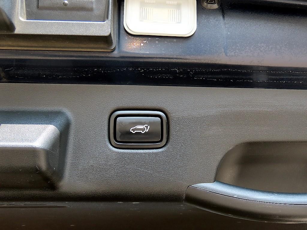 기아 EV6 스탠다드 AWD 에어 이미지 17