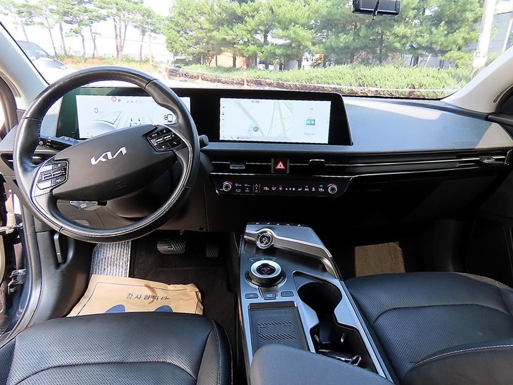기아 EV6 스탠다드 AWD 에어 이미지 7