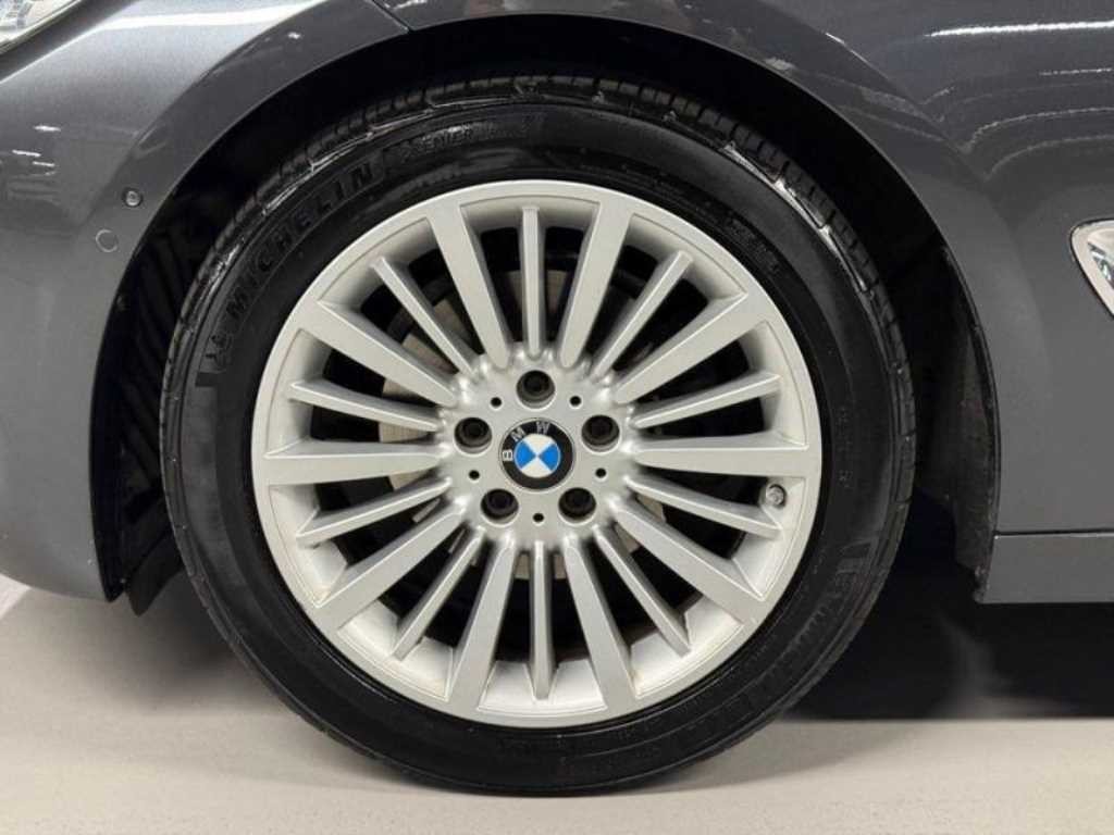 BMW 그란투리스모 3시리즈 GT (F34) GT 320D 럭셔리 이미지 19