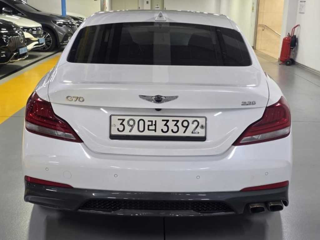 제네시스 G70 2.2D 어드밴스드 이미지 5