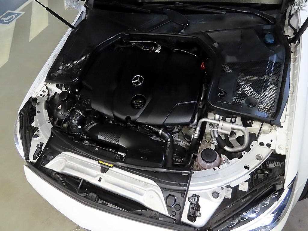 벤츠 C 클래스 C클래스 W205 C220 d 아방가르드 이미지 19