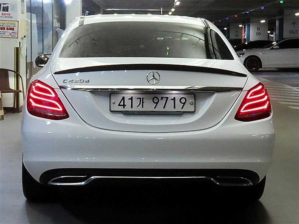 벤츠 C 클래스 C클래스 W205 C220 d 아방가르드 이미지 5