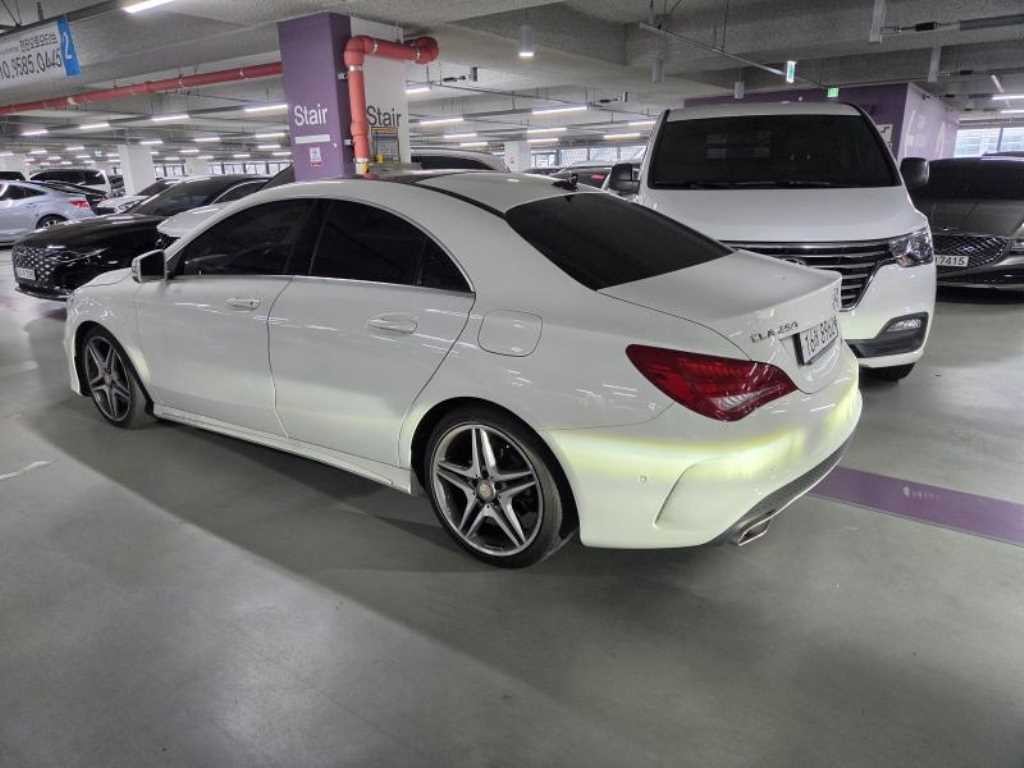 벤츠 CLA 클래스 CLA클래스 CLA 250 4MATIC 이미지 2
