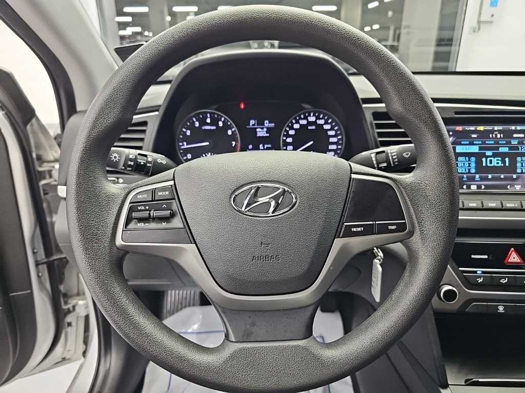 현대 아반떼 아반떼 AD 1.6 GDI 스타일 이미지 9