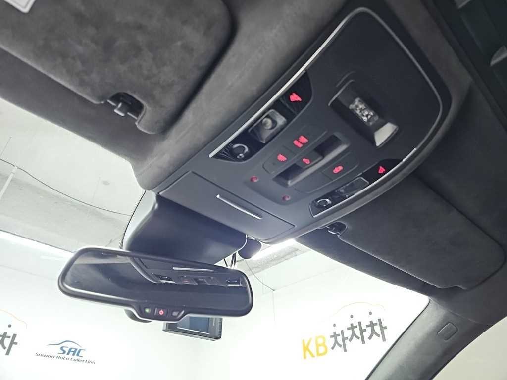 아우디 S6 4.0 TFSI 콰트로 스포츠 디자인 이미지 17