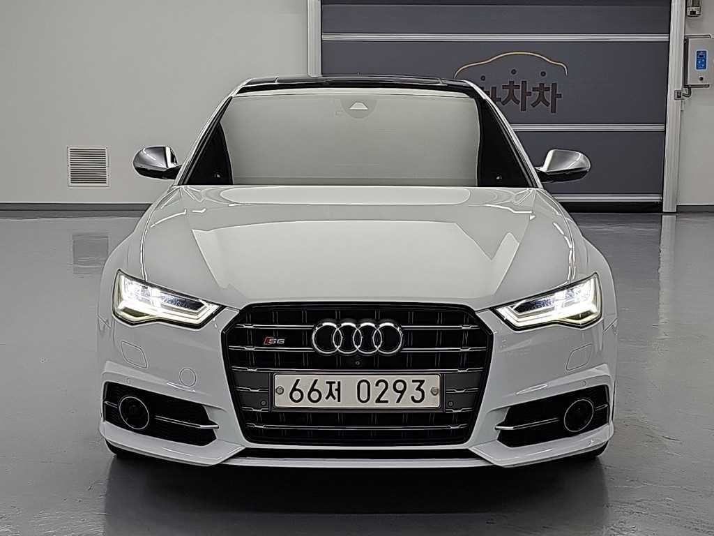 아우디 S6 4.0 TFSI 콰트로 스포츠 디자인 이미지 2
