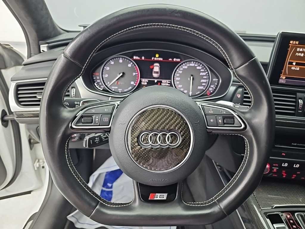 아우디 S6 4.0 TFSI 콰트로 스포츠 디자인 이미지 9