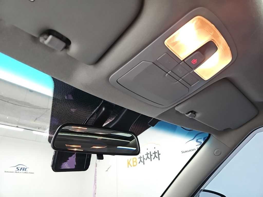 KG모빌리티(쌍용) 티볼리 가솔린 2WD 1.6 LX 최고급형 이미지 16