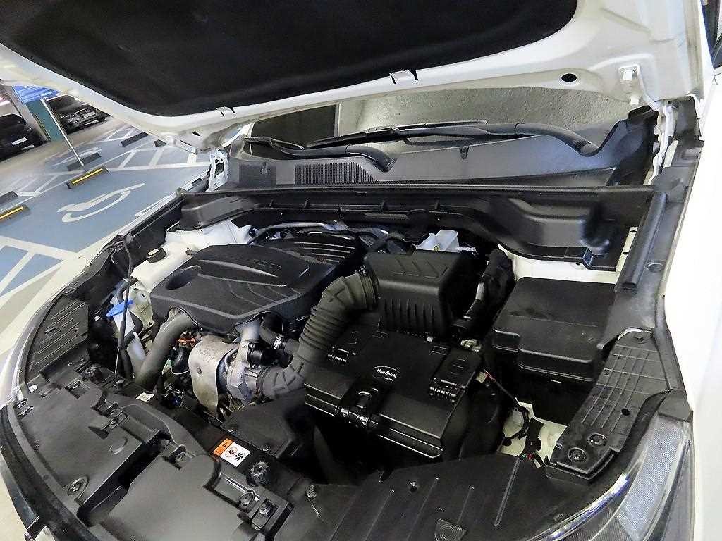KG모빌리티(쌍용) 코란도 뷰티풀코란도 2WD 가솔린 1.5 C7 이미지 19