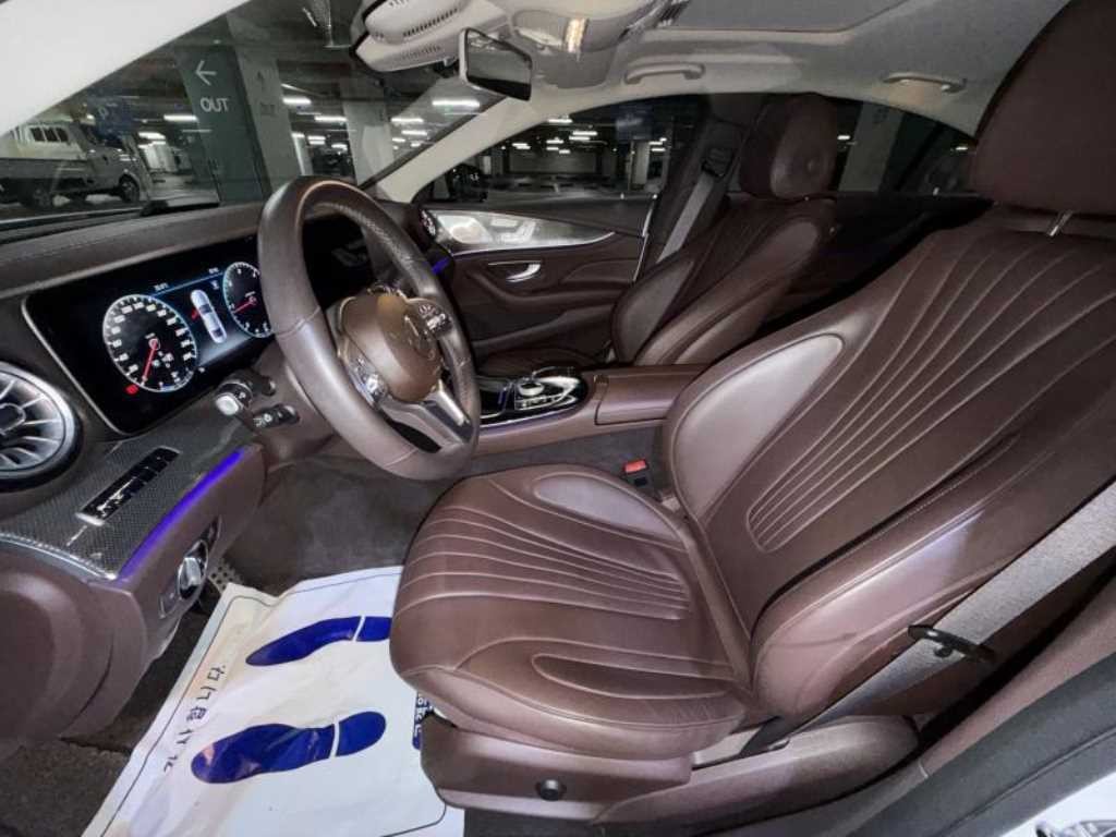 벤츠 CLS 클래스 CLS클래스 C257 CLS 300d AMG Line 이미지 7