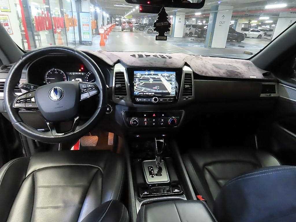 KG모빌리티(쌍용) 렉스턴 G4렉스턴 디젤 2.2 2WD 유라시아 에디션 이미지 10