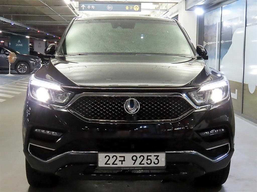 KG모빌리티(쌍용) 렉스턴 G4렉스턴 디젤 2.2 2WD 유라시아 에디션 이미지 2