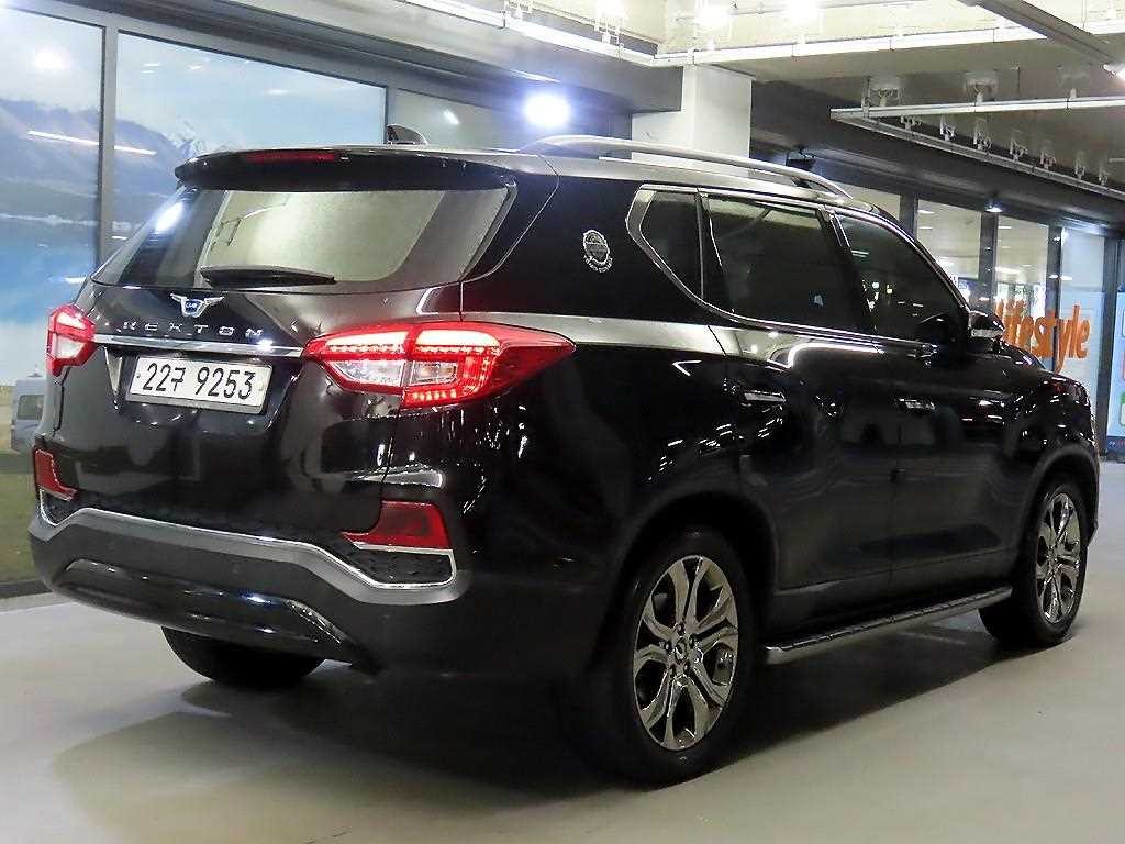 KG모빌리티(쌍용) 렉스턴 G4렉스턴 디젤 2.2 2WD 유라시아 에디션 이미지 4