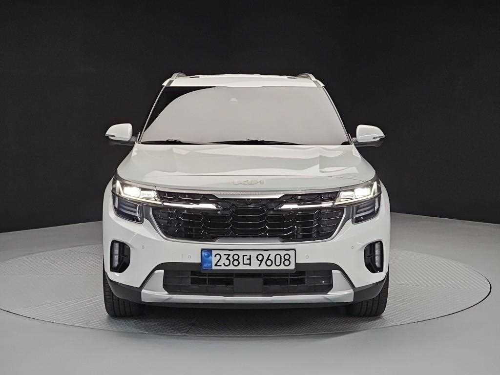 기아 셀토스 더 뉴 셀토스 가솔린 1.6 터보 4WD 시그니처 이미지 2