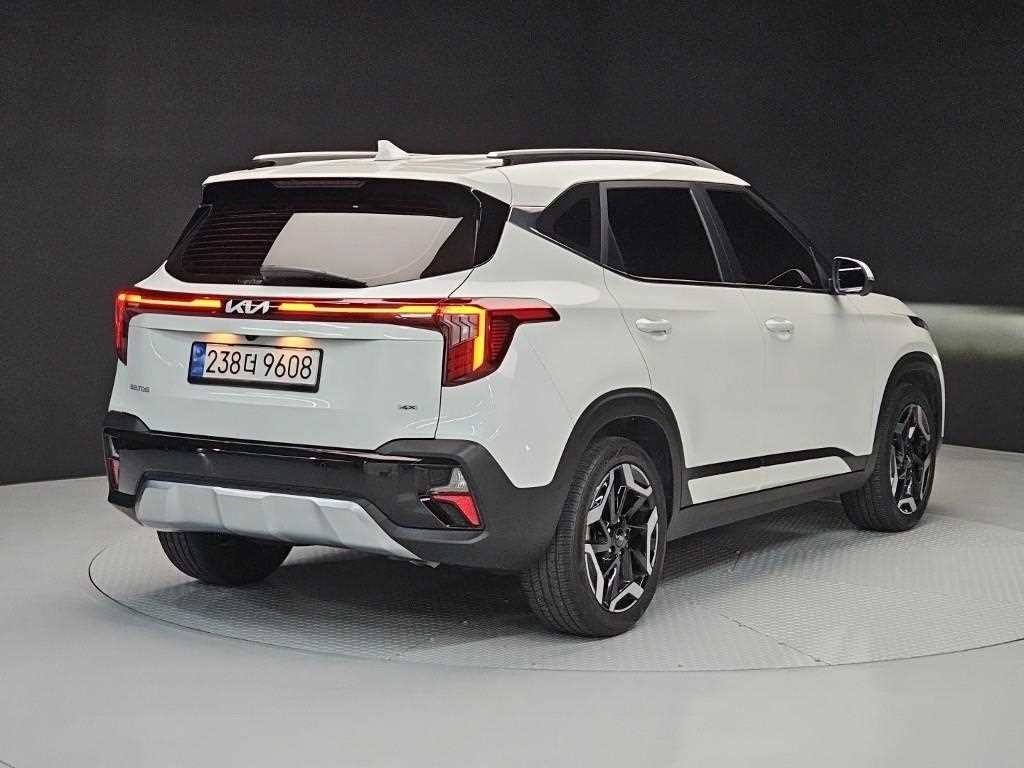 기아 셀토스 더 뉴 셀토스 가솔린 1.6 터보 4WD 시그니처 이미지 4