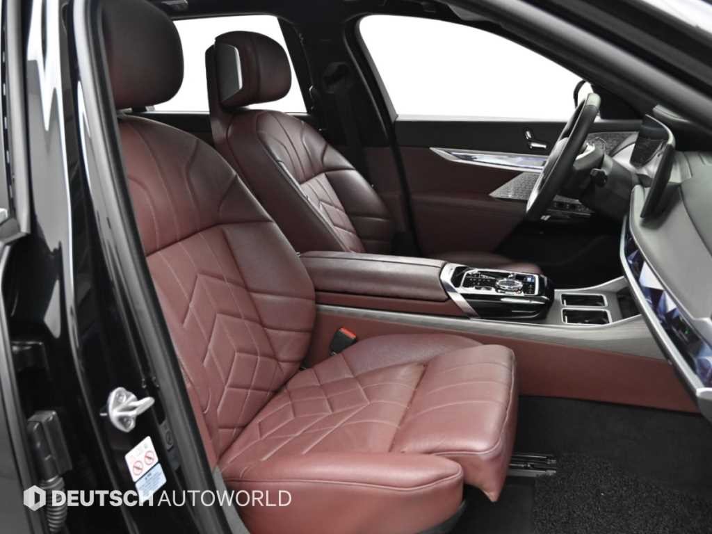 BMW i7 BMW i7 xDrive 60 DPE 이미지 10