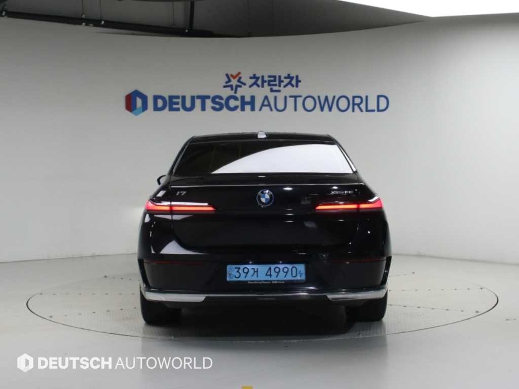 BMW i7 BMW i7 xDrive 60 DPE 이미지 4