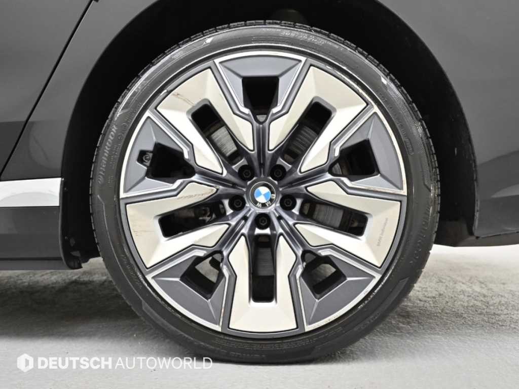 BMW i7 BMW i7 xDrive 60 DPE 이미지 5
