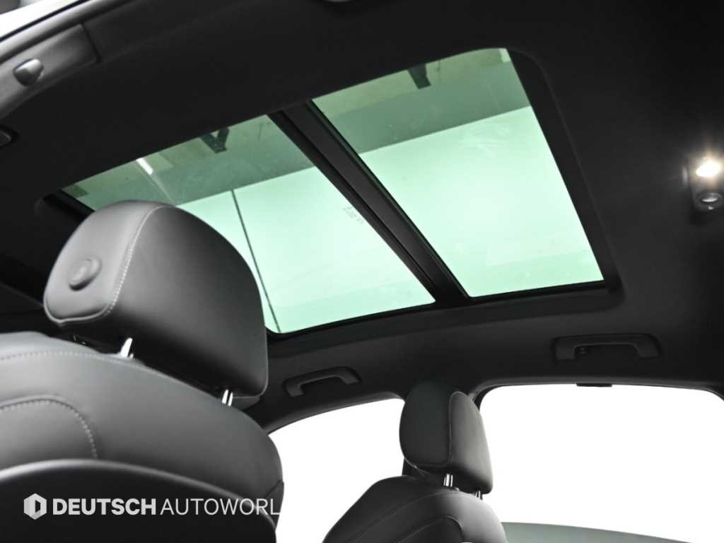 아우디 SQ5 SQ5 (FY) 3.0 TFSI 콰트로 스포트백 이미지 18