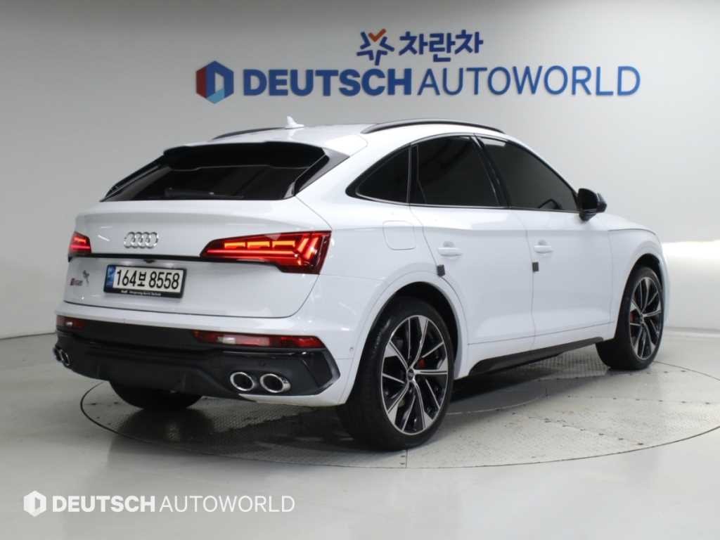 아우디 SQ5 SQ5 (FY) 3.0 TFSI 콰트로 스포트백 이미지 2