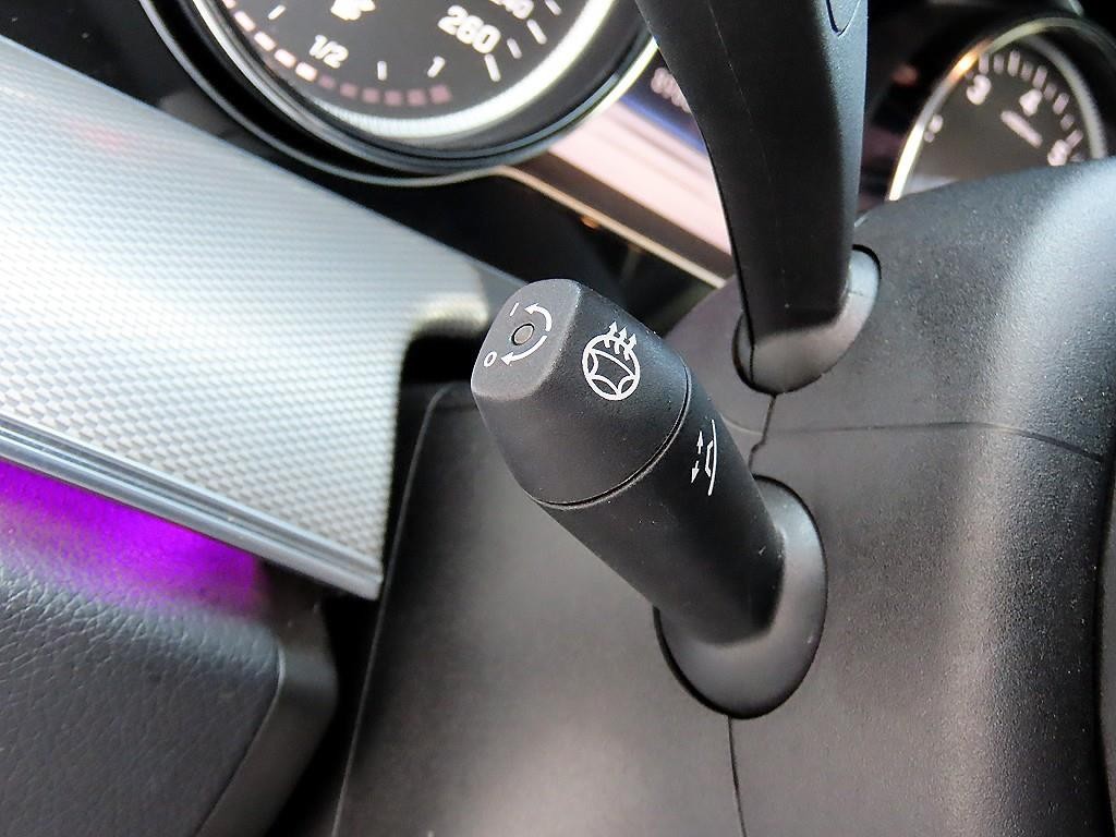 벤츠 E 클래스 E-클래스 W213 E300 아방가르드 이미지 12