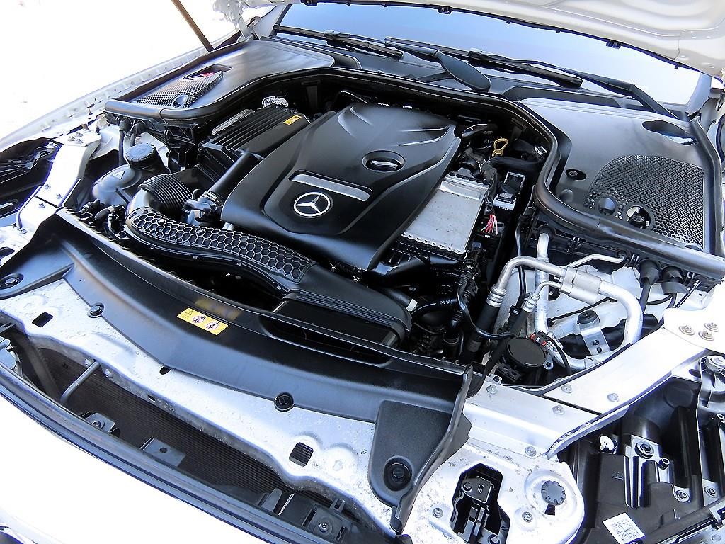 벤츠 E 클래스 E-클래스 W213 E300 아방가르드 이미지 19