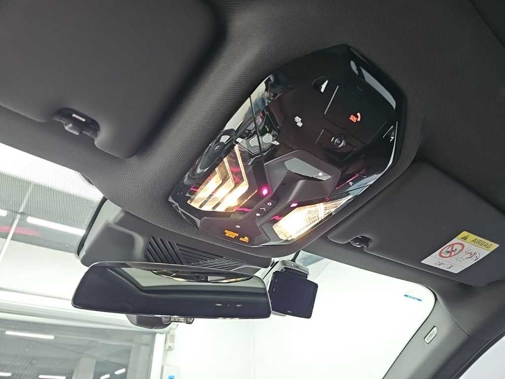 BMW i5 M60 xDrive 이미지 17