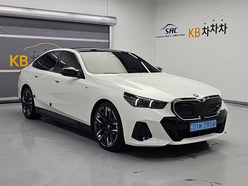 BMW i5 M60 xDrive 이미지 4