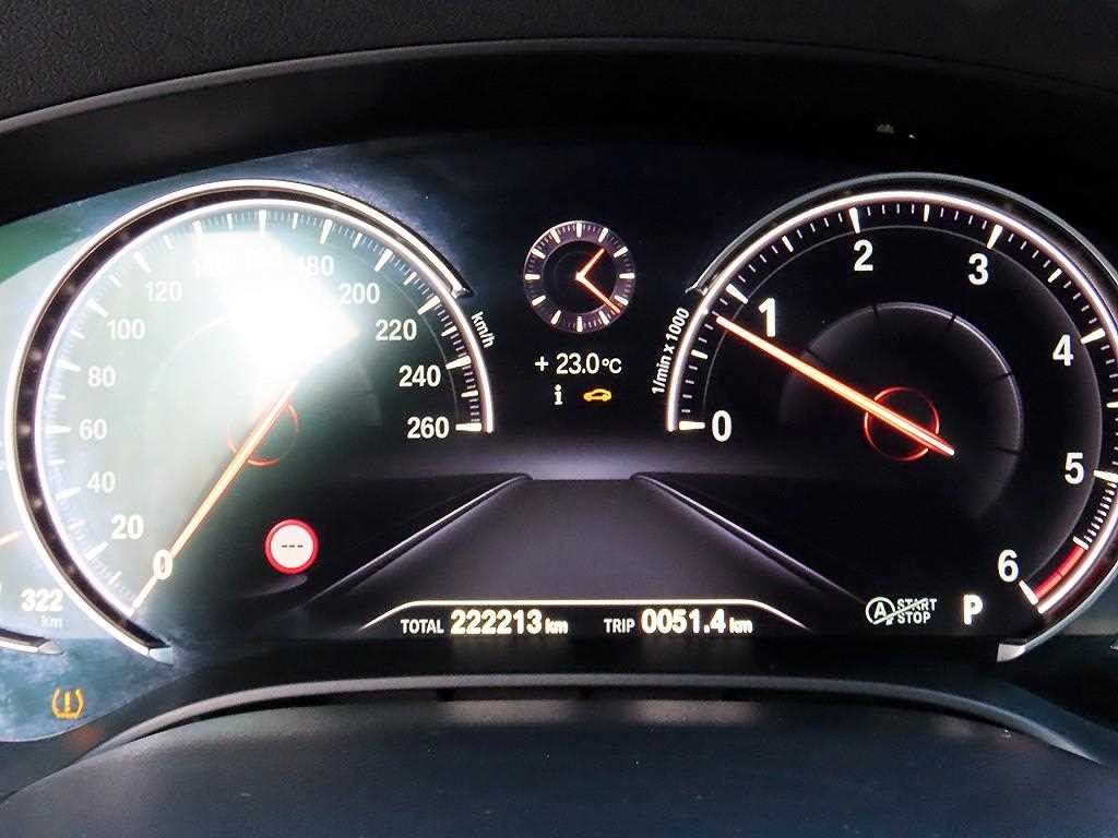BMW 5시리즈 5시리즈 (G30) 520d xDrive M 스포츠 플러스 이미지 9