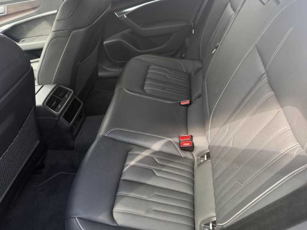 아우디 A6 A6 (C8) 45 TFSI 콰트로 프리미엄 이미지 10